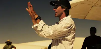 Michael Bay llevará al cine el rescate de dos pilotos de EE.UU. en Irán