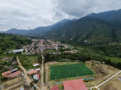 Obras y beneficios en municipios Zomac de Santander: Matanza y Suratá