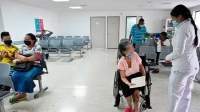 Pacientes critican el 'Plan 100' de Supersalud: es política, no solución