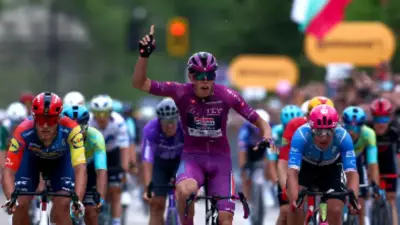 Paul Magnier gana tercera etapa del Giro de Italia en Bulgaria