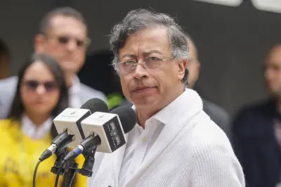 Petro se tensa en entrevista por caso de Juliana Guerrero y título falso