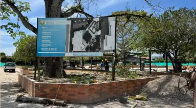 Polémica en Puerto Parra por obras del parque principal paralizadas