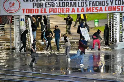 Protestas estudiantiles bloquean la Calle 26 en Bogotá