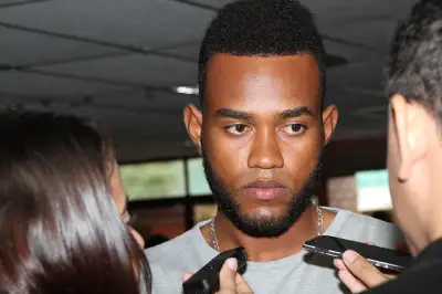 Tayron Guerrero regresa a MLB tras siete años con Medias Rojas de Boston