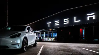 Tesla logra 24.000 pedidos en Colombia y SIC exige cambios