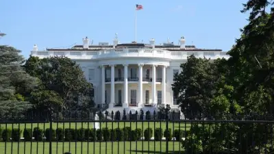 Tiroteo cerca de la Casa Blanca deja heridos al sospechoso y a un menor