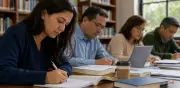 100 becas de posgrado para docentes en seis regiones: cómo aplicar