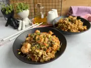 Arroz oriental con camarones y raíces chinas: receta fácil