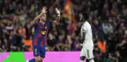 Barcelona golea al Real Madrid y se corona campeón de LaLiga en el Camp Nou