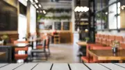 Bares y restaurantes deben retirar sobres monodosis antes de agosto