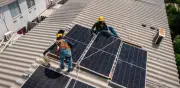 Barranquilla impulsa paneles solares en barrios populares con programa Colombia Solar