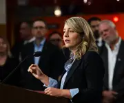 Canadá donará US$1.100 millones a empresas afectadas por aranceles de EE.UU.