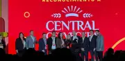 Central Cervecera de Colombia recibe premio de OXXO por mayor crecimiento en ventas 2025