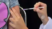 Cinco pacientes rusos inician tratamiento con vacuna personalizada contra cáncer colorrectal