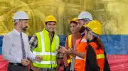Corte Constitucional: empresas sí pueden sancionar uso del celular en trabajo