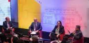 Defensa de la separación de poderes en el foro 'Colombia Unida en Democracia'