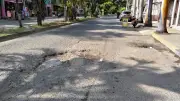 Denuncian deterioro crítico de la Calle 80 en Valle Grande, Cali