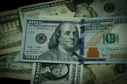 Dólar en Colombia rompe racha alcista pero sigue sobre $3.700