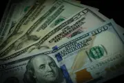 Dólar en Colombia sube $43 y se cotiza en $3.680 este lunes