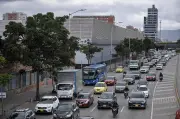 Errores al conducir en Bogotá que aumentan el consumo de gasolina
