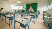 Escuela rural en Córdoba abre sexto grado con pupitres reciclados