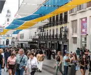 España roza los 50 millones de habitantes en 2026 por aumento de extranjeros