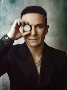 Fonseca lanza 'Antes que el tiempo se vaya': un llamado a vivir el presente