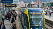 Galán pone tres reparos al Regiotram del Norte: impacto urbano, intersecciones e integración