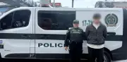 Joven de 21 años intentó lanzarse a la vía de TransMilenio para evitar captura por droga