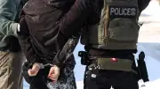 Juez federal prohíbe detenciones de ICE en tribunales de inmigración en Nueva York