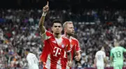Luis Díaz celebra título de Bundesliga con champeta y su familia