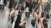 Mujer apuñala a peluquero en Brasil por insatisfacción con corte de cabello