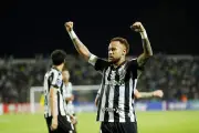 Neymar y Robinho Jr. hacen las paces tras altercado en entrenamiento del Santos