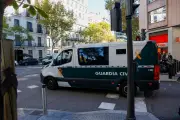 Niña de dos años muere olvidada por su padre en un coche en España