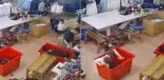 Niño muere atrapado bajo montaña de ropa en fábrica textil en China