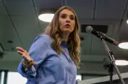 Paloma Valencia critica a De La Espriella y Cepeda en Santander