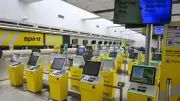 Pasajeros varados en Medellín tras cierre de Spirit Airlines