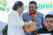 Petro admite ante U'wa incumplimiento de sentencia de la CIDH