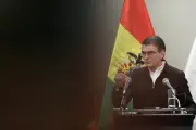 Presidente de Bolivia anuncia cambios en su gabinete ante protestas