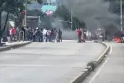 Protesta en Av. Caracas con 1° de Mayo colapsa movilidad en Bogotá
