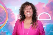Rosana regresa tras siete años con su proyecto OMOW y docuserie 
