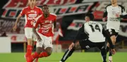 Santa Fe deja escapar victoria ante Corinthians en tiempo añadido