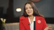 Sondra Macollins: la candidata anónima que busca la presidencia de Colombia