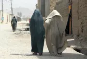 Talibanes legalizan matrimonio infantil y limitan anulación para niñas
