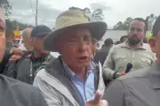 Uribe denuncia vandalismo en su finca y acusa a Iván Cepeda de orquestar ataque