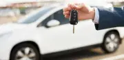 Vehículos eléctricos se convierten en los nuevos carros populares en Colombia
