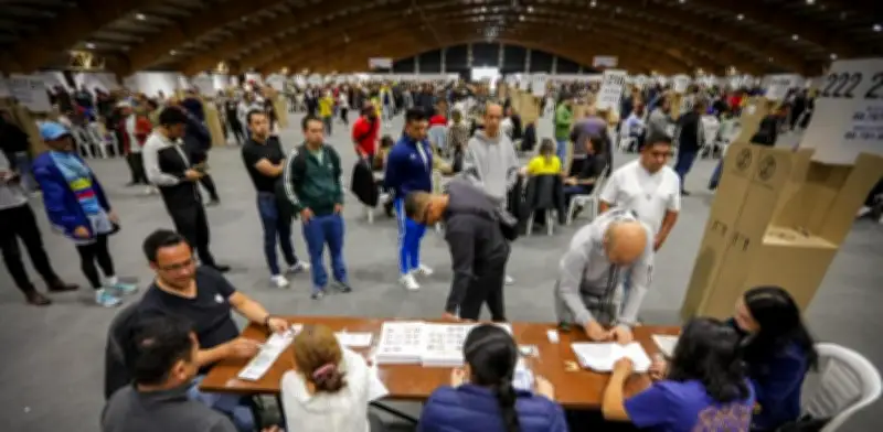 10 razones del sólido funcionamiento del sistema electoral colombiano en primera vuelta