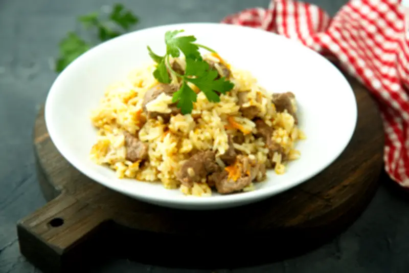 5 recetas creativas con arroz para sorprender en la mesa