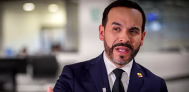 Abelardo de la Espriella propone eliminar el impuesto saludable en su campaña