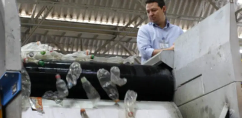 Acoplásticos celebra fin de tasa en Ecuador y alivio para exportaciones